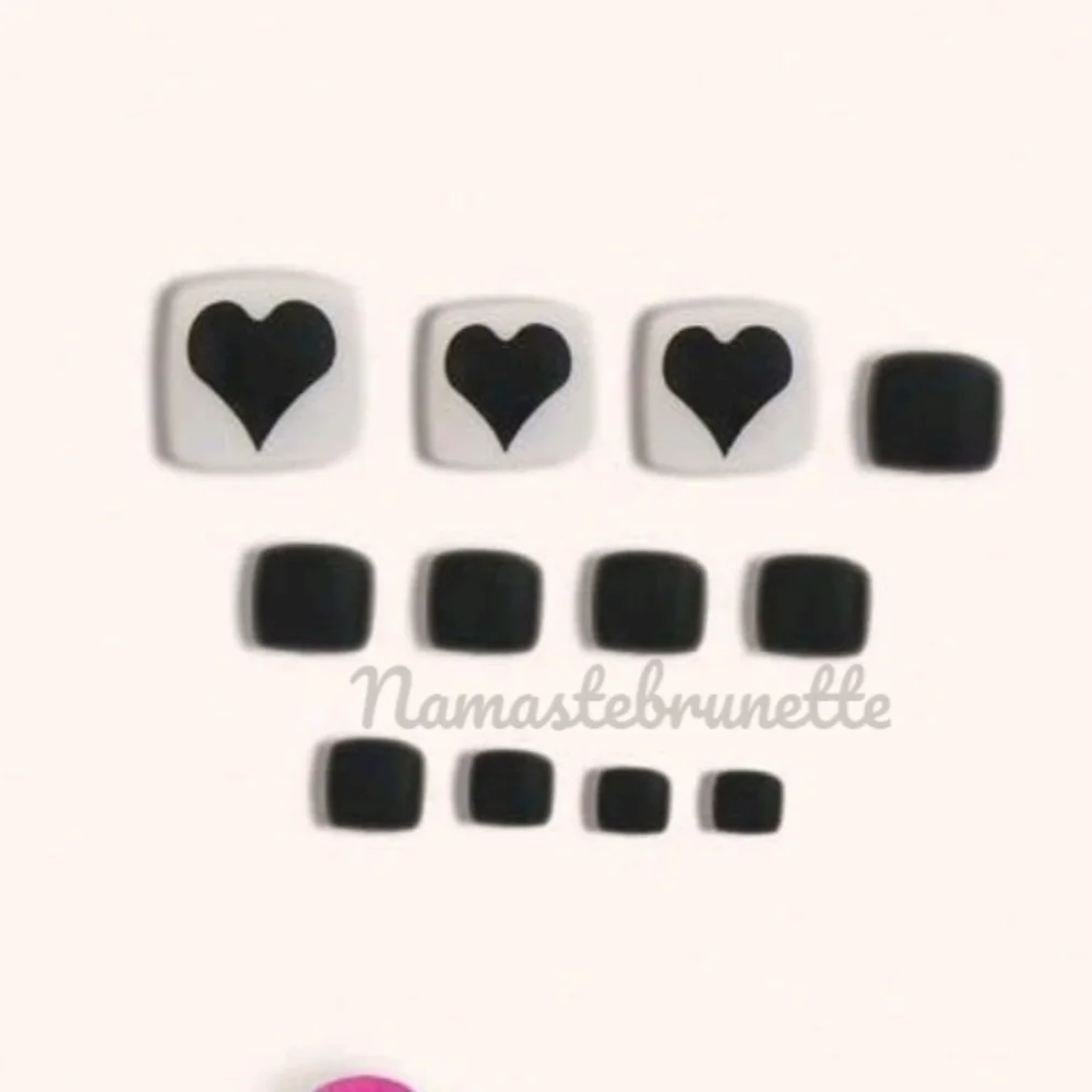 2/$16 Hearts Press On Toenails